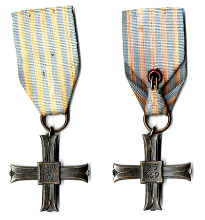 Krzyż Monte Cassino Fot. Wikipedia
