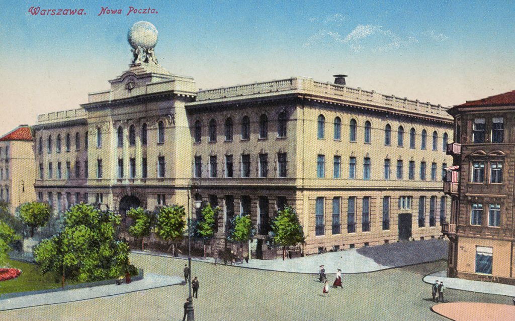 Gmach Poczty Głównej w Warszawie przy pl. Napoleona. Pocztówka z lat 20. XX w. Źródło: Biblioteka Narodowa
