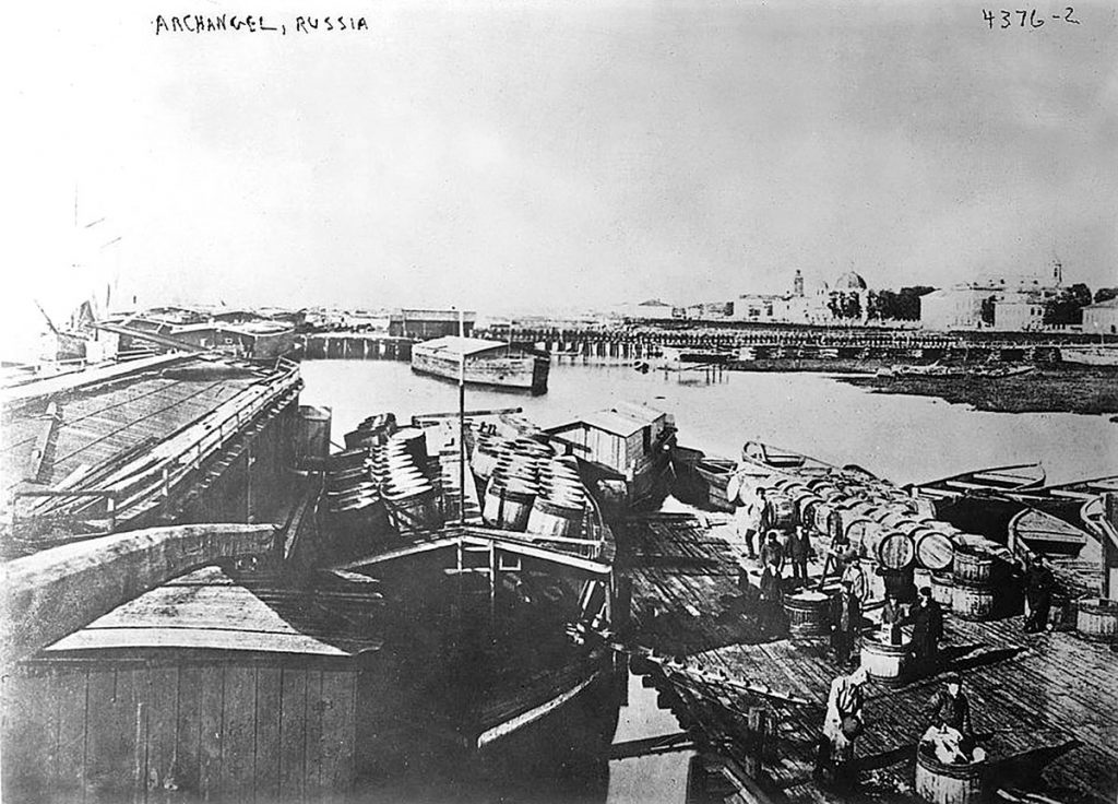 Port w Archangielsku, pod koniec XIX w. Źródło: domena publiczna