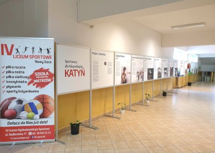 Nowy Sącz: Wystawa ukazuje siłę braterstwa Polaków w świecie sportu